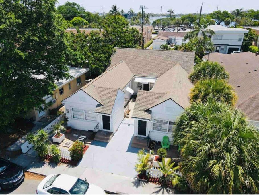 Steps To Beach & Downtown! Cozy Beach Bungalow #1 Lake Worth Beach Exterior photo