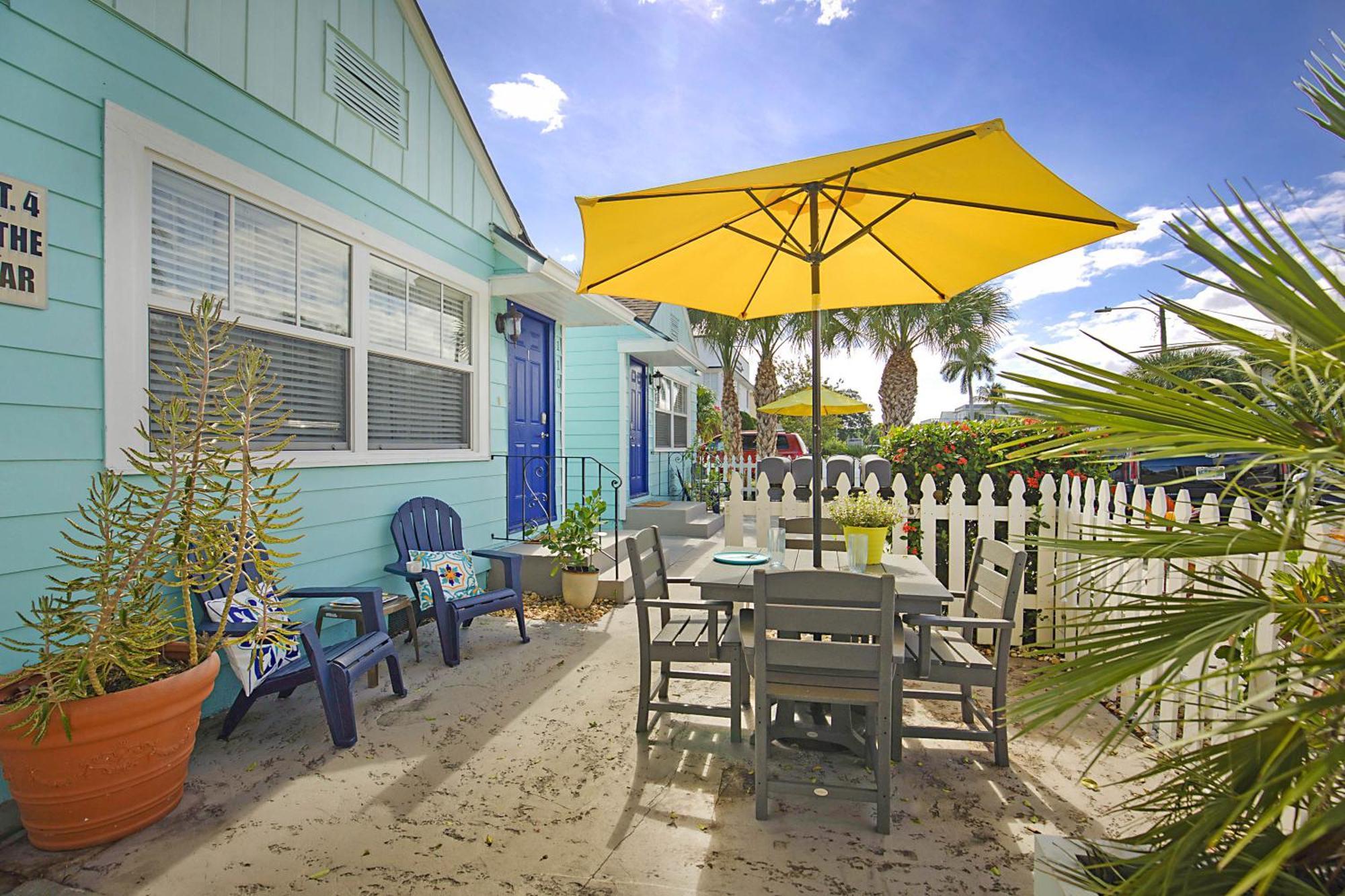 Steps To Beach & Downtown! Cozy Beach Bungalow #1 Lake Worth Beach Exterior photo